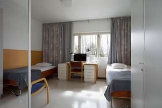Хостелы Hostel Linnasmäki Турку Двухместный номер с 2 отдельными кроватями-2